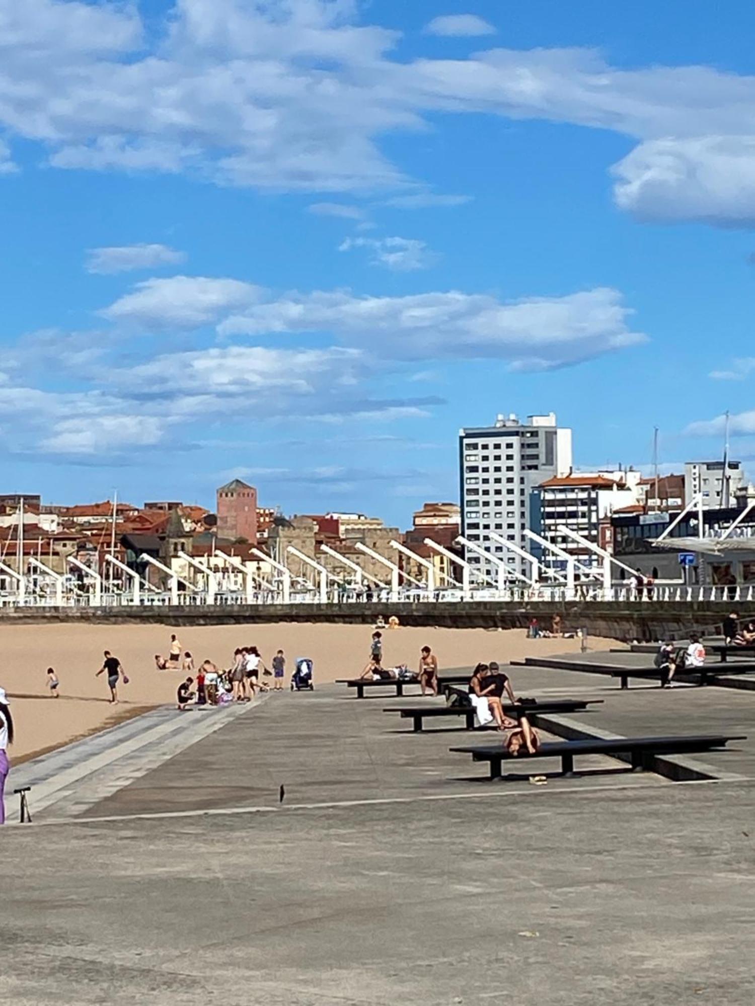 Poniente Beach Gijón Eksteriør bilde